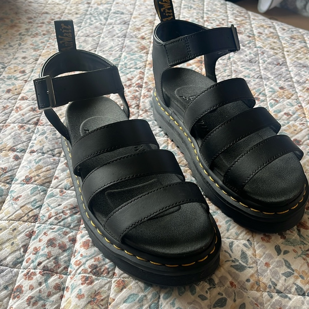 Almost brand new Dr marten Blair’s sandals!!